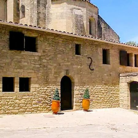 Gite En Provence Proche Avignon Sauveterre  Extérieur photo